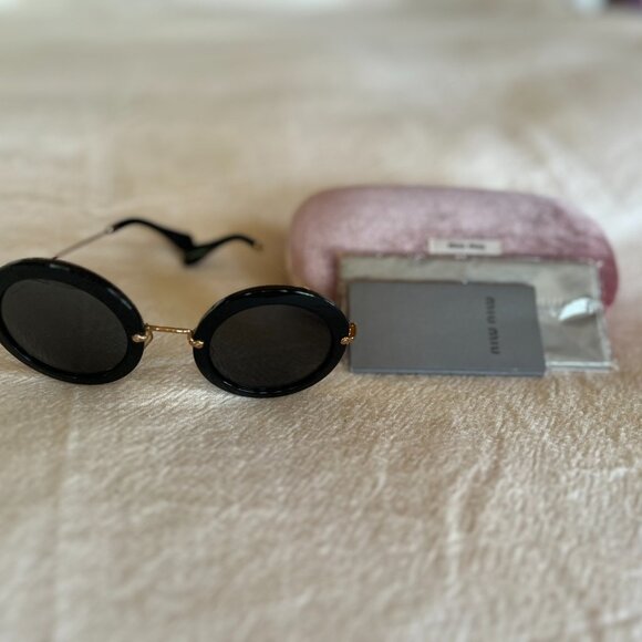 MIU MIU 49 MM ROUND RETRO SUNGLASSES - Picture 6 of 7